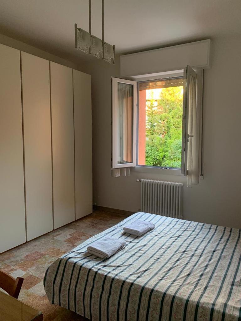 Comfortable Apartament 2 Bedroom Suitable 2-5 Pax Bologna Luaran gambar